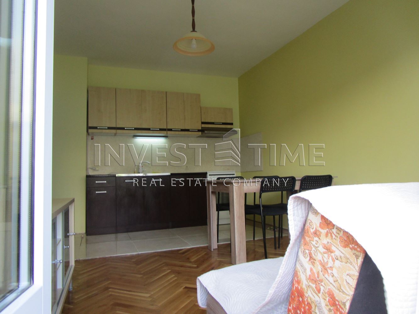 Двустаен, обзаведен апартамент под наем, в ж.к.Чайка! - Агенция за недвижими имоти Варна - Екипът, имот 2