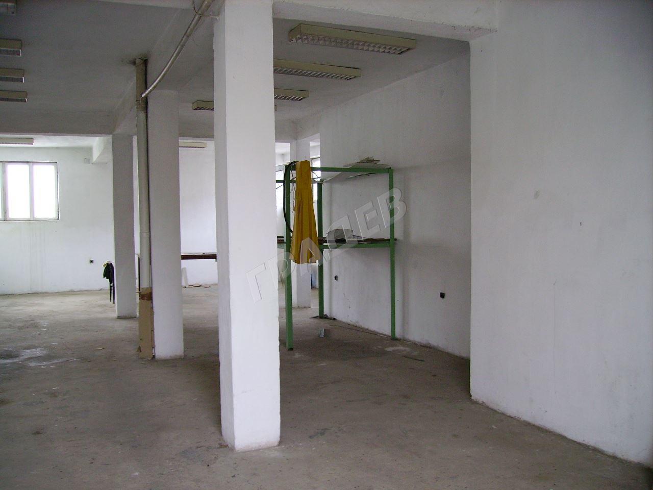 9748 - Агенция за недвижими имоти Варна - Екипът, имот 1