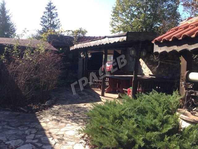 Хотелски  комплекс близо  до Варна. - Агенция за недвижими имоти Варна - Екипът, имот 2