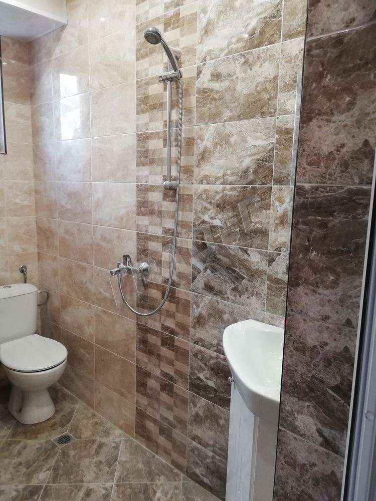 Етаж от къща със самостоятелен вход за двора и сградата - Агенция за недвижими имоти Варна - Екипът, имот 4