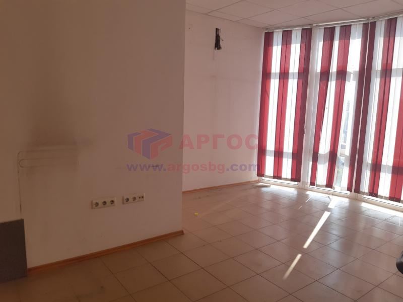 Дава под наем офис -район Западна промишлена зона - Агенция за недвижими имоти Варна - Екипът, имот 4