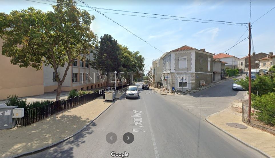 Помещение с търговски статут до СУ „Христо Ботев“ – гр. Балчик - Агенция за недвижими имоти Варна - Екипът