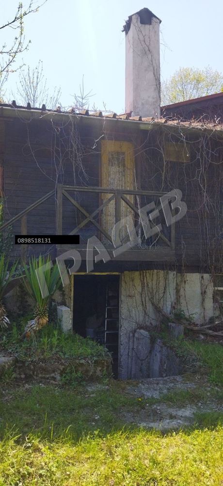 Вила в местност“ Боровец-юг“. - Агенция за недвижими имоти Варна - Екипът, имот 2