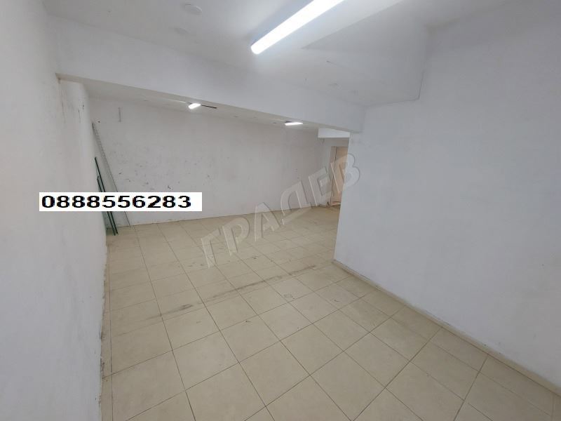 Продава офис в района на Зимно кино Тракия - Агенция за недвижими имоти Варна - Екипът, имот 3