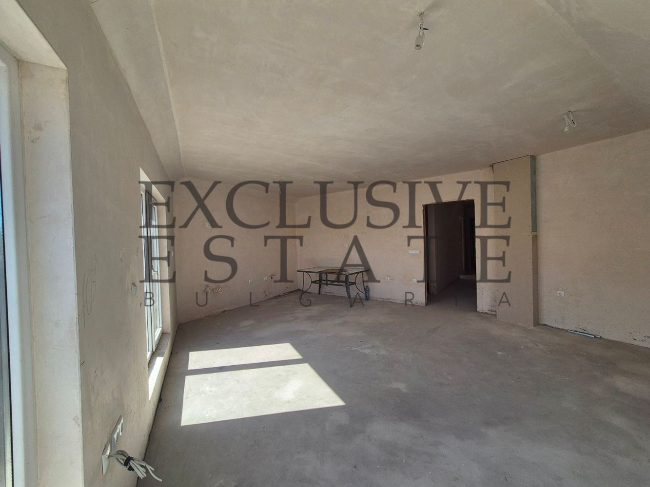 Панорамен четиристаен апартамент за продажба в кв. Аспарухово, гр. Варна! - Агенция за недвижими имоти Варна - Екипът, имот 1