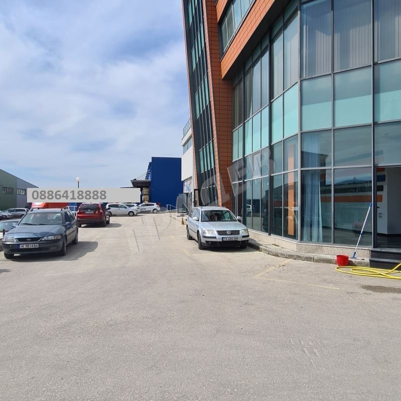 Магазин /Търговски комплекс/ под наем в района на Владислав Варненчик 1 - Агенция за недвижими имоти Варна - Екипът, имот 1