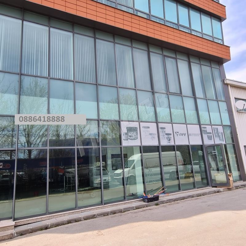 Магазин /Търговски комплекс/ под наем в района на Владислав Варненчик 1 - Агенция за недвижими имоти Варна - Екипът