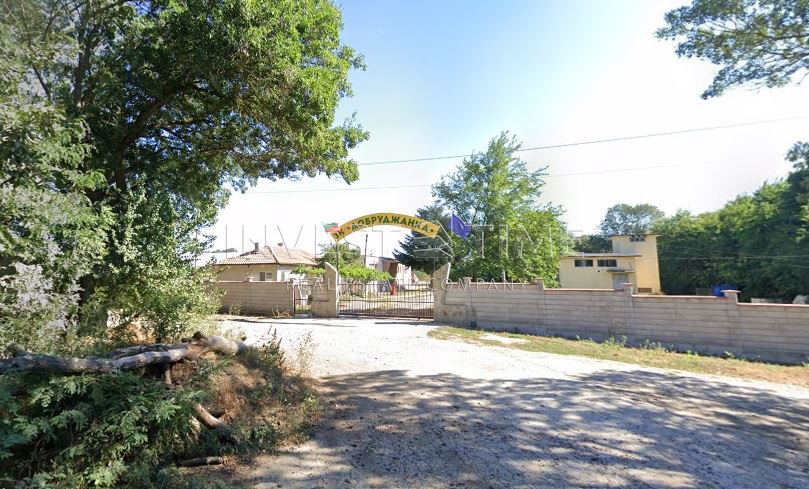 Поземлен имот за смесена обслужваща и производствено-складова дейност – гр. Балчик - Агенция за недвижими имоти Варна - Екипът, имот 3