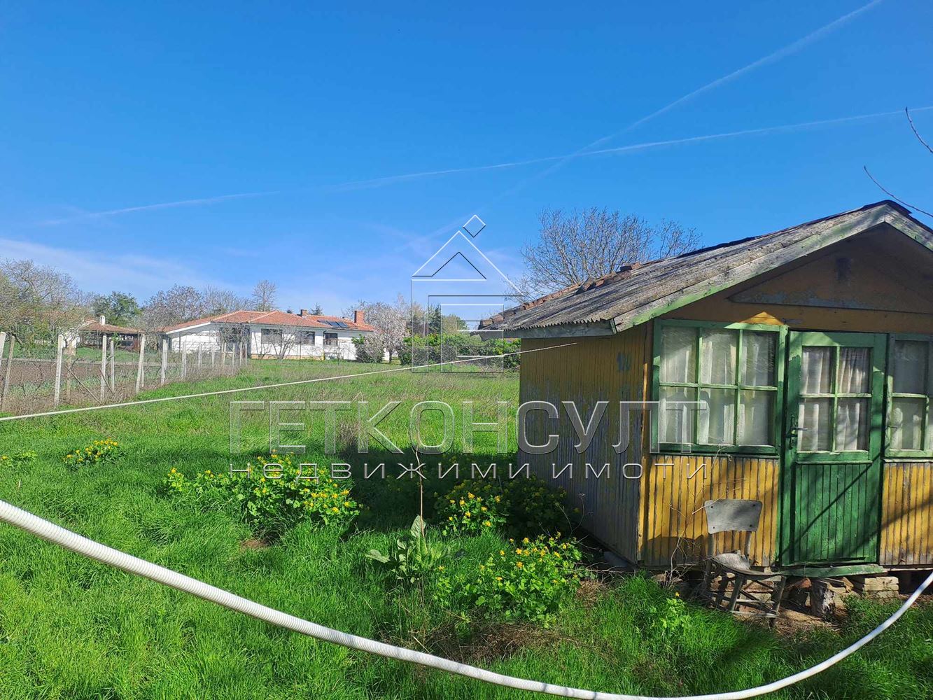 с.Крапец, парцел 1250 кв м - Агенция за недвижими имоти Варна - Екипът, имот 1