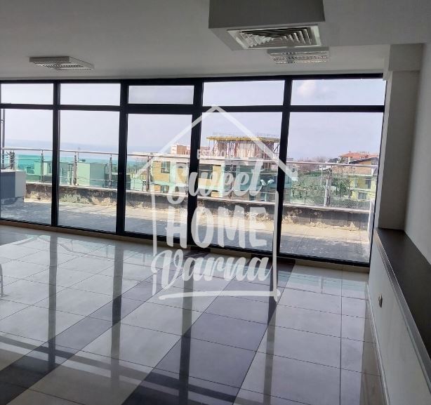 Тристаен апартамент м-ст Пчелина - Агенция за недвижими имоти Варна - Екипът, имот 1