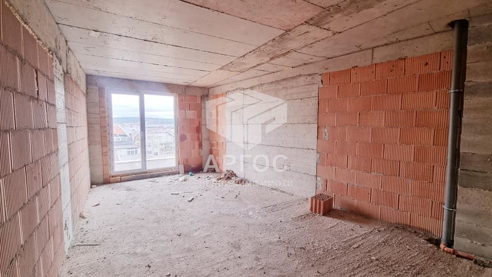 Продава Тристаен – район Погреби - Агенция за недвижими имоти Варна - Екипът, имот 1