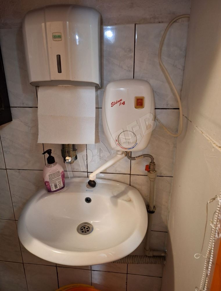 Помещение под наем в района на Цветен квартал - Агенция за недвижими имоти Варна - Екипът, имот 4