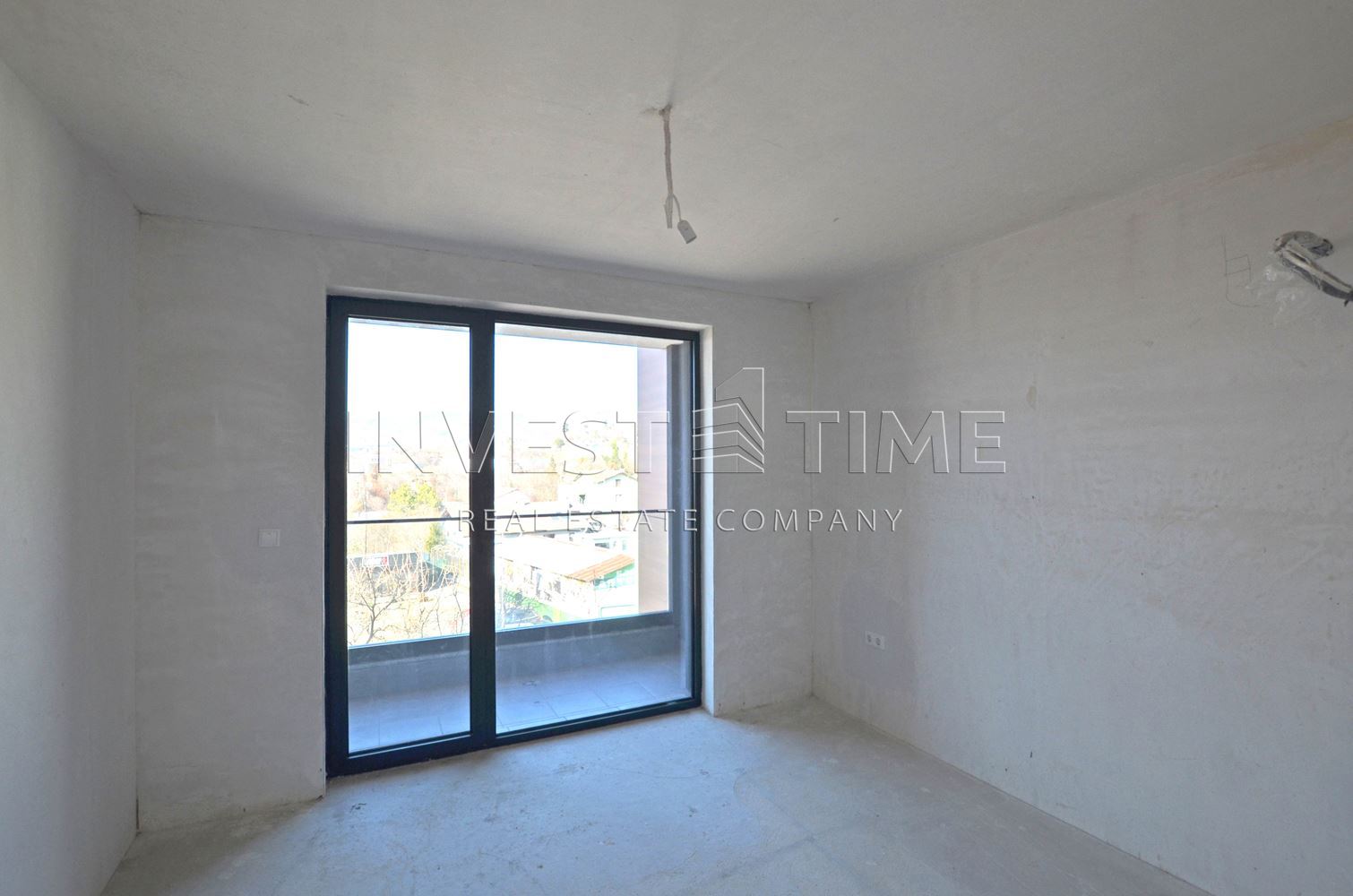 Тристаен апартамент в нова сграда с Акт 16 - Агенция за недвижими имоти Варна - Екипът, имот 4