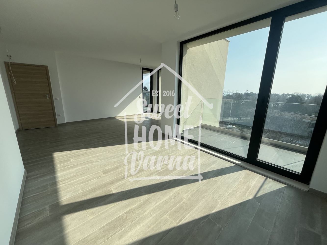 Апартамент с три спални в к.к. св.св. Константин и Елена - Агенция за недвижими имоти Варна - Екипът, имот 1