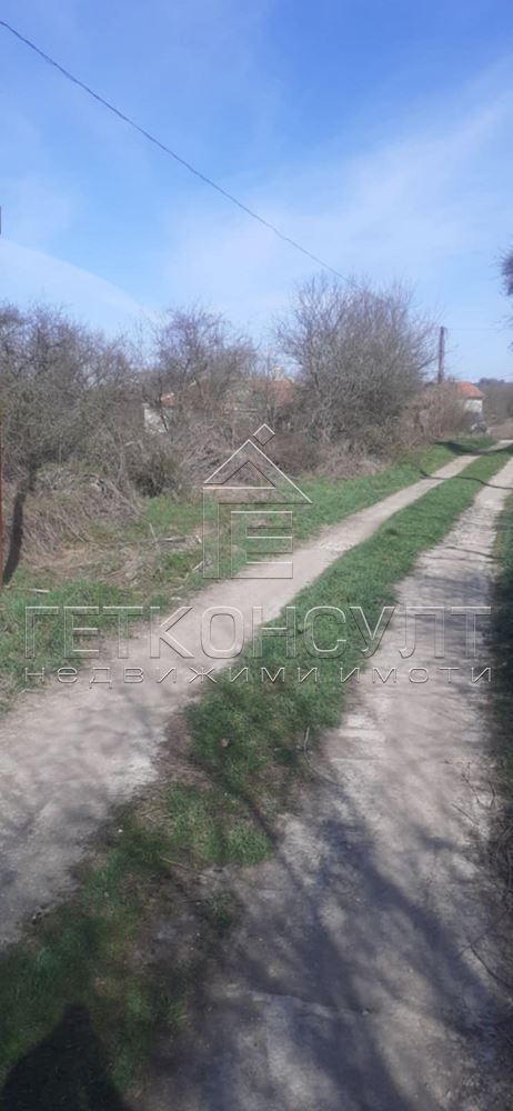 с.Радево,  парцел - Агенция за недвижими имоти Варна - Екипът