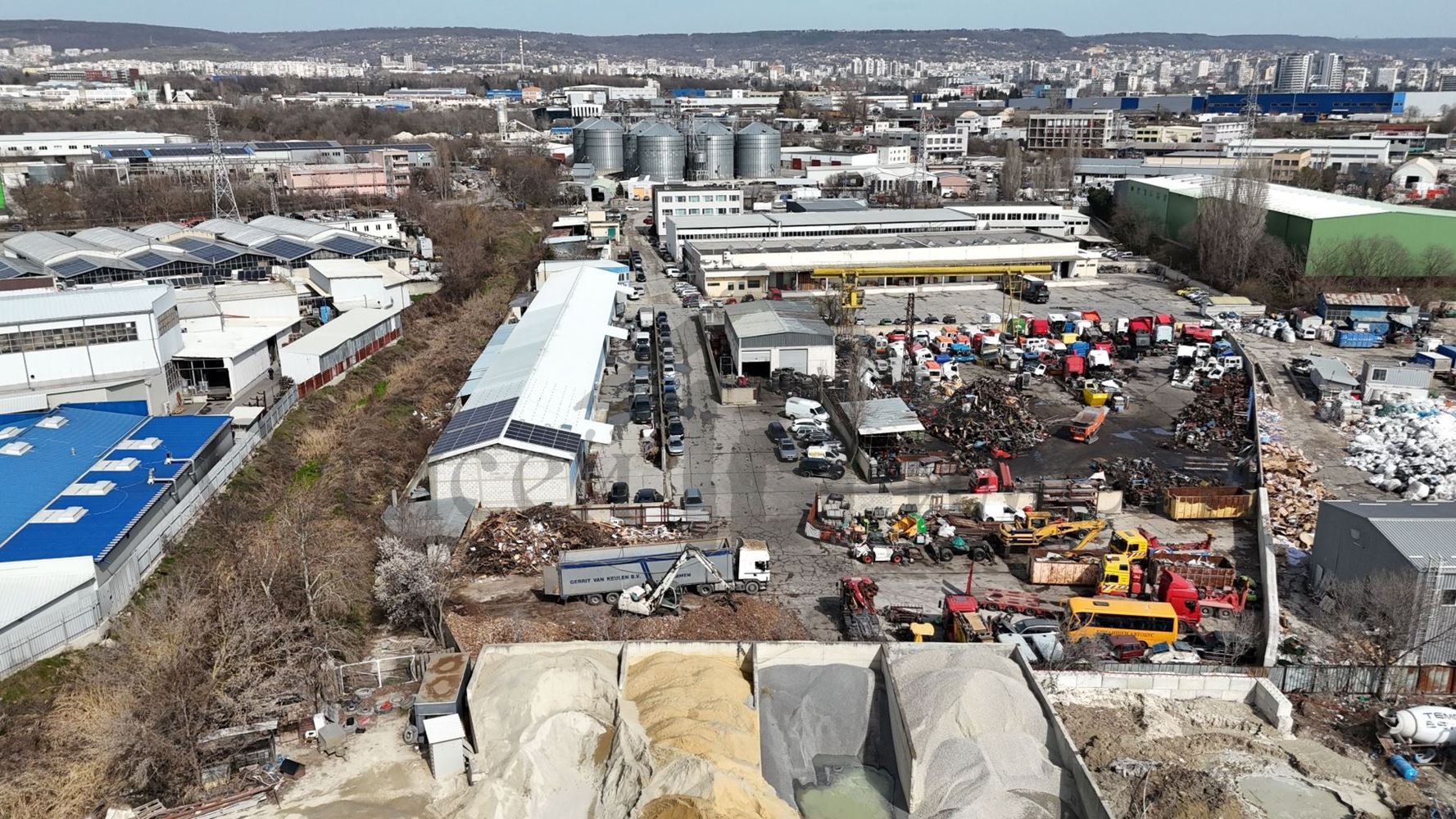 Промишлен парцел със сграда - Агенция за недвижими имоти Варна - Екипът, имот 1