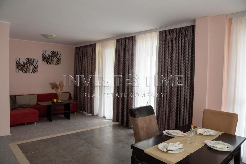 Просторен тристаен апартамент с морска панорама – с. Кранево - Агенция за недвижими имоти Варна - Екипът, имот 2