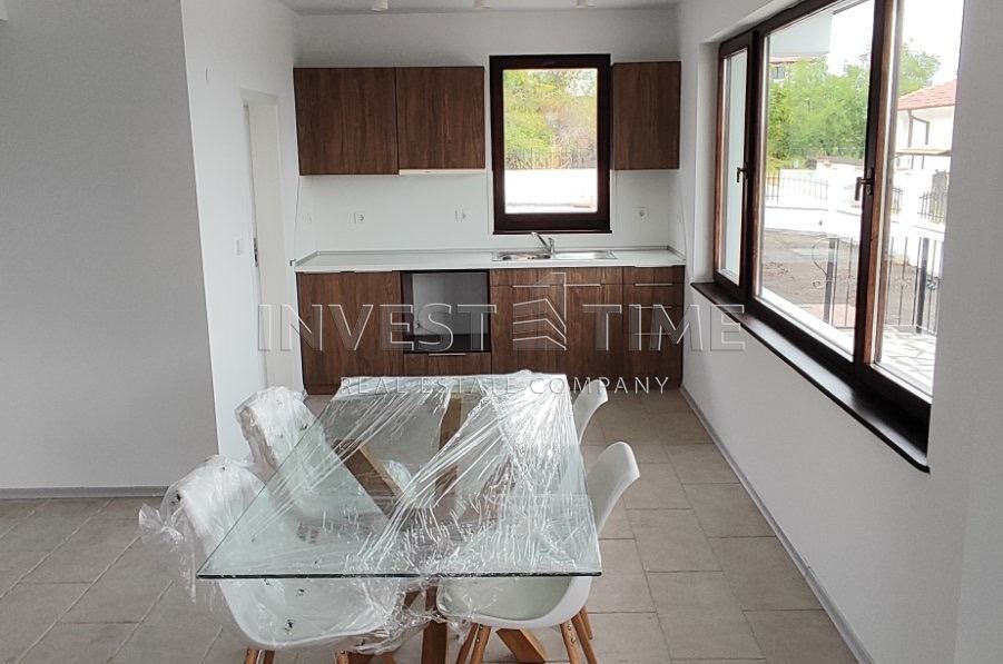 Къща с три спални и фронтална морска панорама – гр. Балчик - Агенция за недвижими имоти Варна - Екипът, имот 4