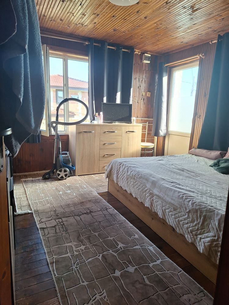 Къща Ракитника - Агенция за недвижими имоти Варна - Екипът, имот 1