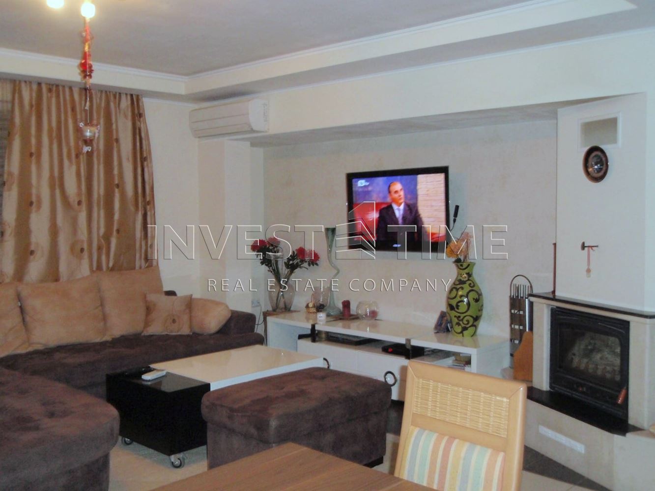 Огромен четиристаен апартамент в центъра на с. Кранево - Агенция за недвижими имоти Варна - Екипът