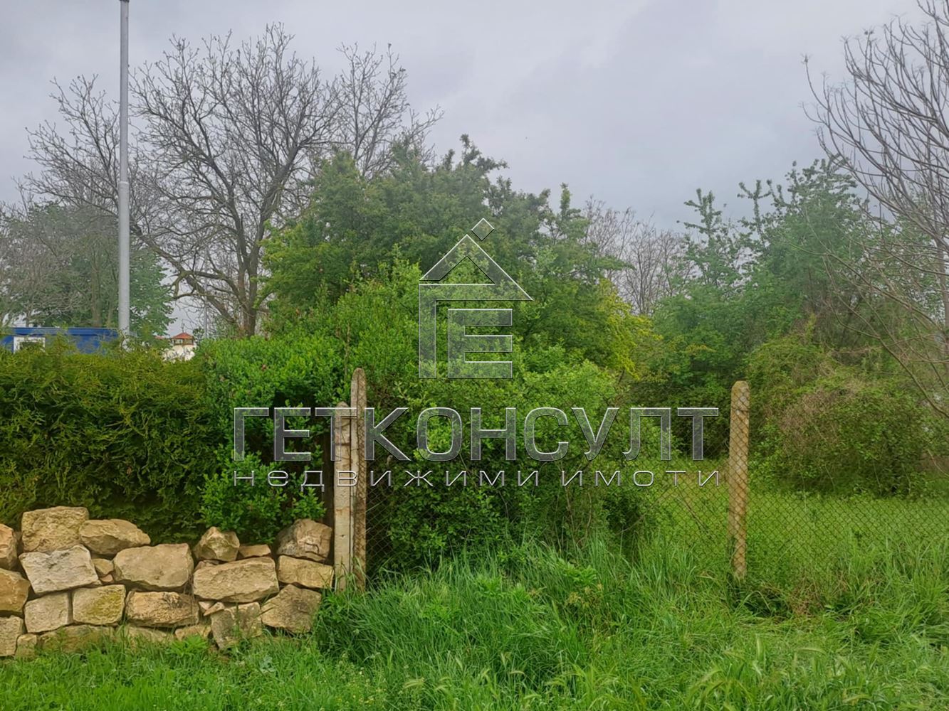 с.Неофит Рилски, област  Варна, община Ветрино, парцел с ток и вода - Агенция за недвижими имоти Варна - Екипът, имот 1