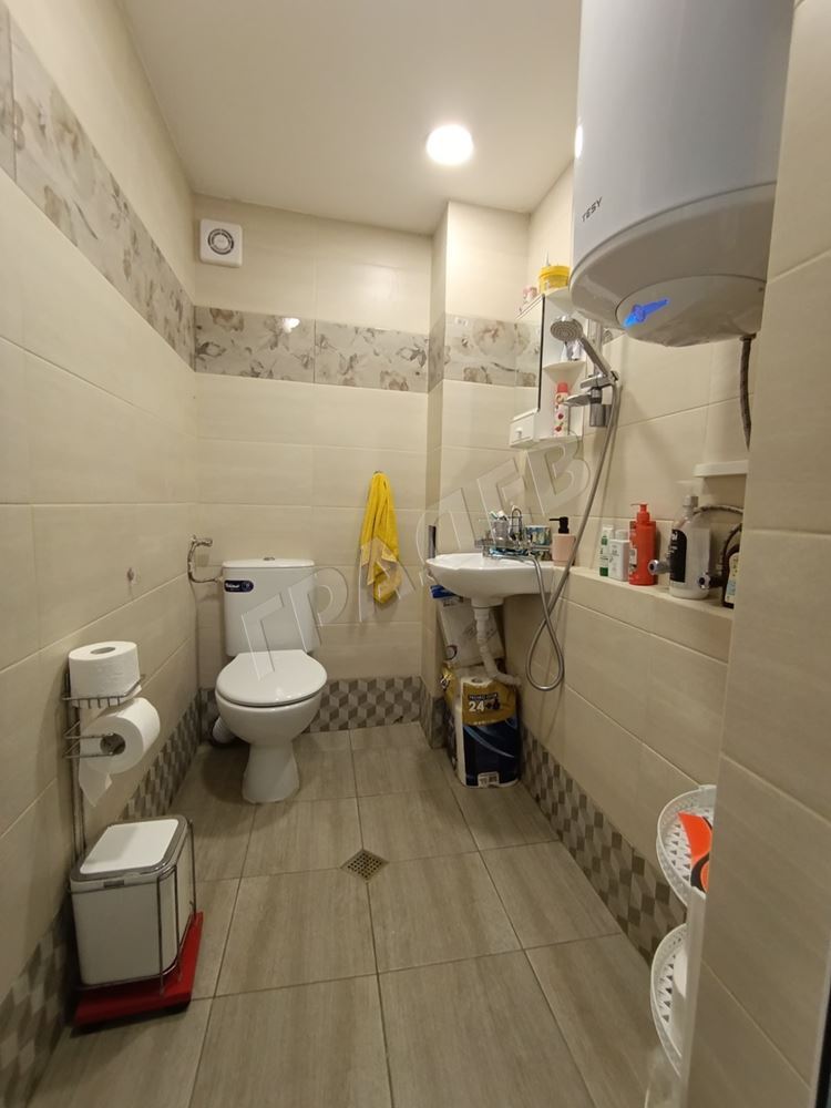 Еднофамилна къща в кв. Галата м-т Зеленика - Агенция за недвижими имоти Варна - Екипът, имот 3