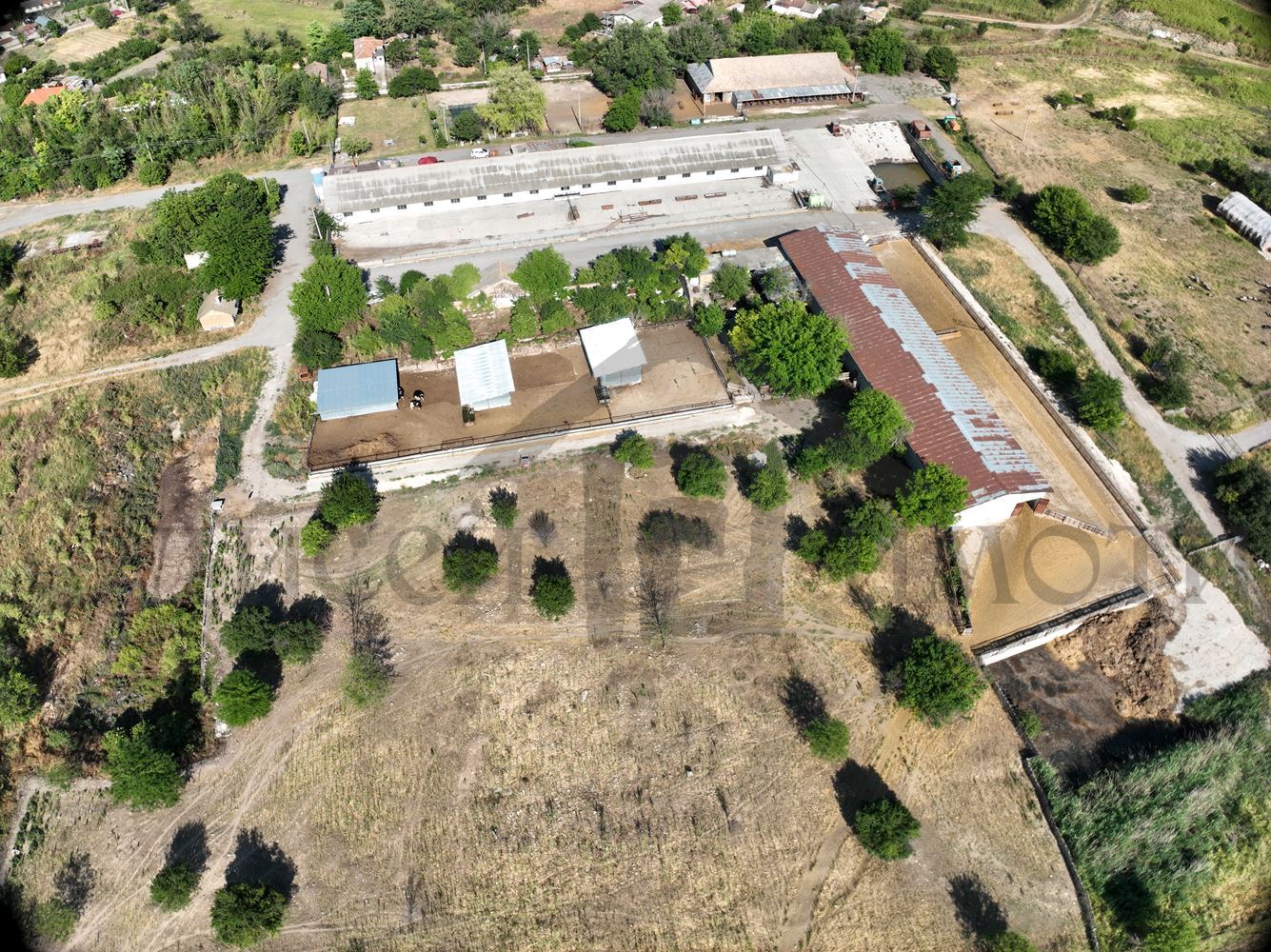 ОВЦЕФЕРМА, КРАВЕФЕРМА, СТОПАНСКИ ДВОР - Агенция за недвижими имоти Варна - Екипът, имот 1