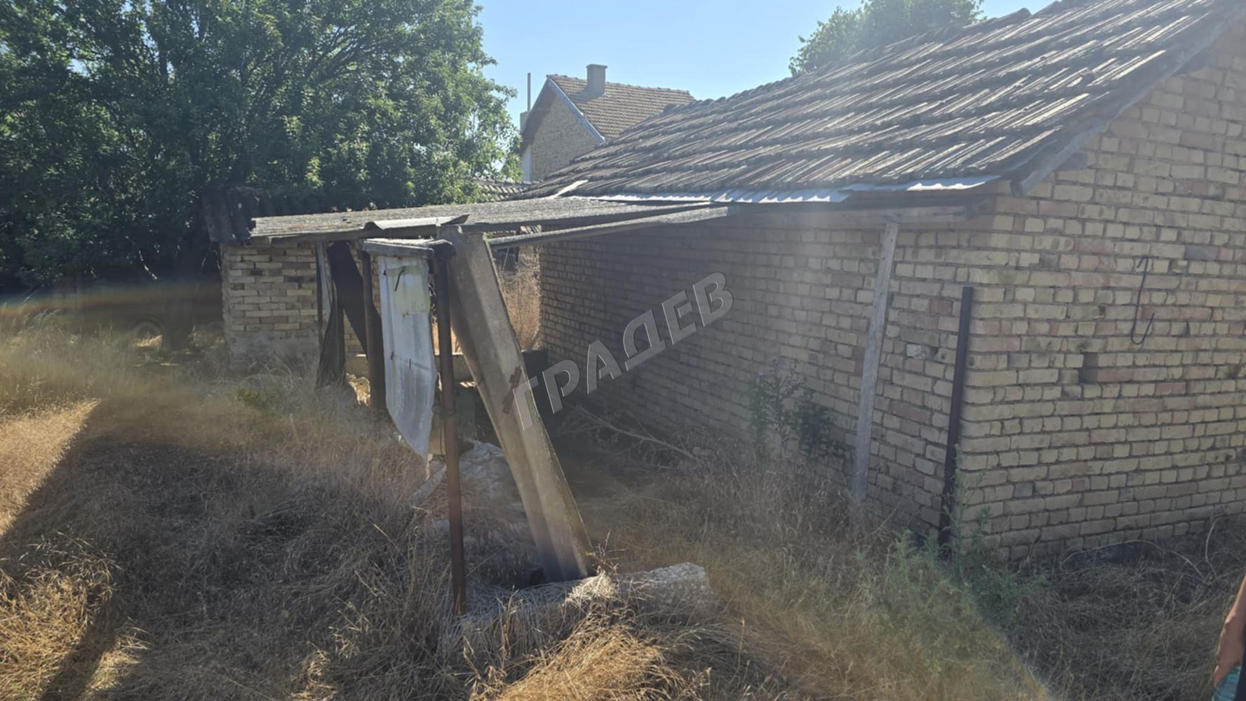 Еднофамилна къща с.Брестак - Агенция за недвижими имоти Варна - Екипът, имот 4