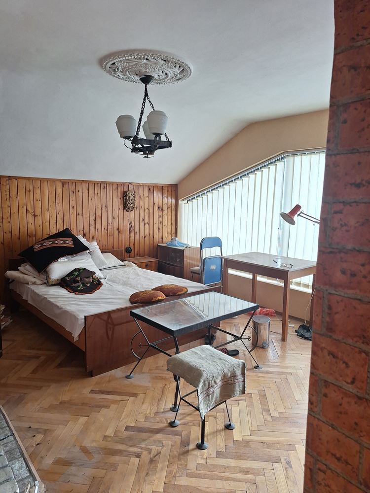 Етаж от къща кв.Галата - Агенция за недвижими имоти Варна - Екипът, имот 4