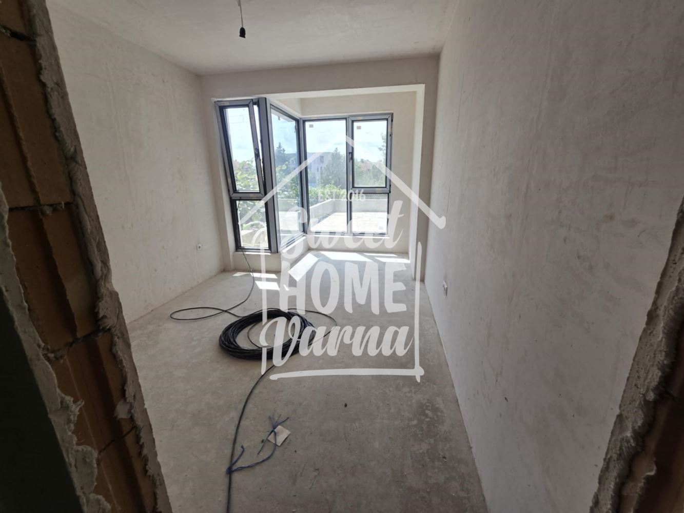 Двустаен апартамент кв.Бриз - Агенция за недвижими имоти Варна - Екипът