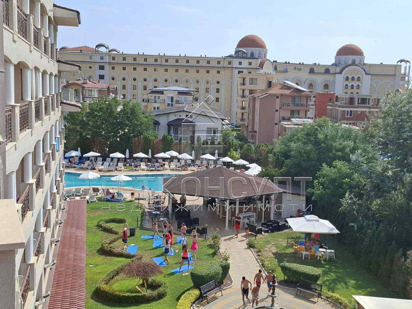 гр. Обзор, двустаен, обзаведен апартамент в апарт хотел Казабланка - Агенция за недвижими имоти Варна - Екипът