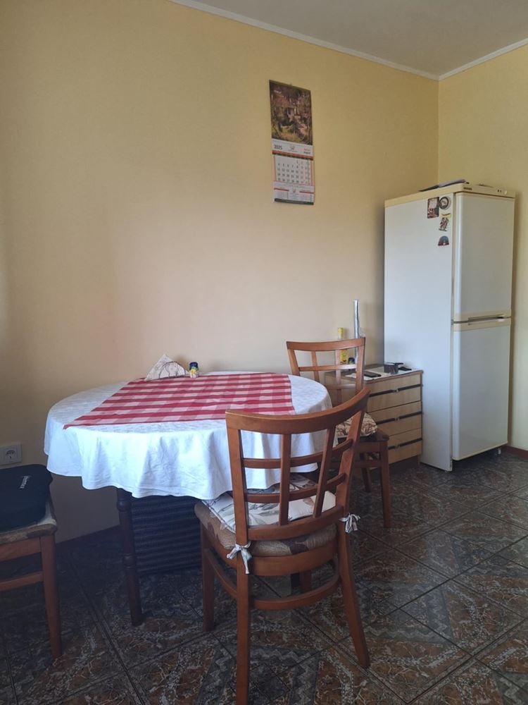 Давам под наем 3-стаен апартамент Завод Дружба - Агенция за недвижими имоти Варна - Екипът, имот 1