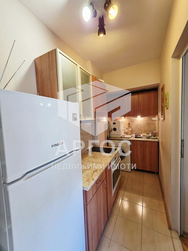 Дава под наем Двустаен апартамент район – Общината - Агенция за недвижими имоти Варна - Екипът, имот 4