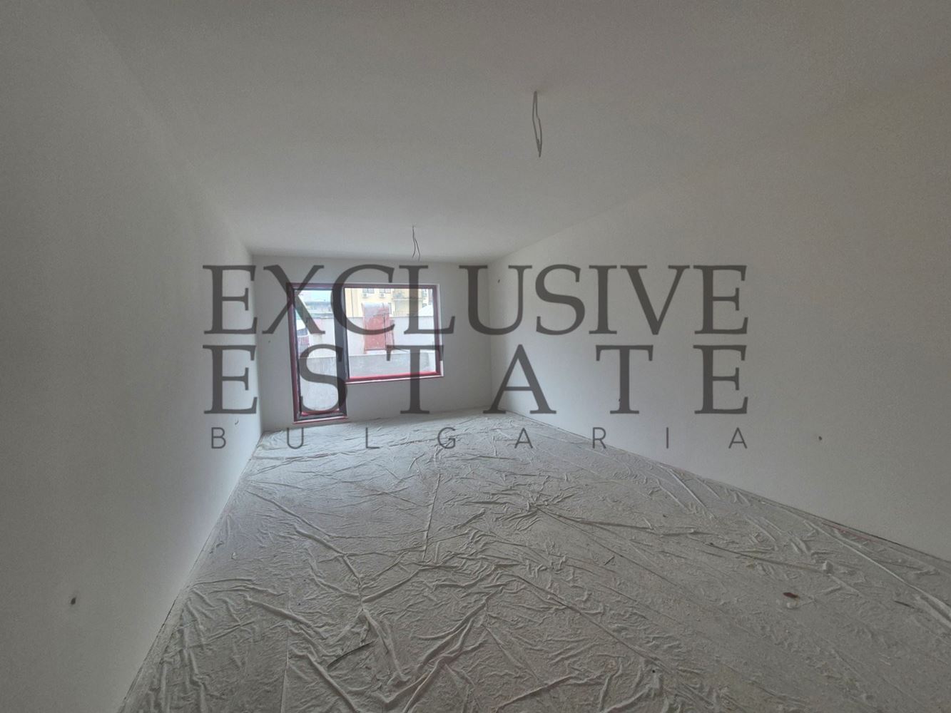 Ексклузивно! Тристаен апартамент за продажба в района на Общината, гр. Варна! - Агенция за недвижими имоти Варна - Екипът, имот 1