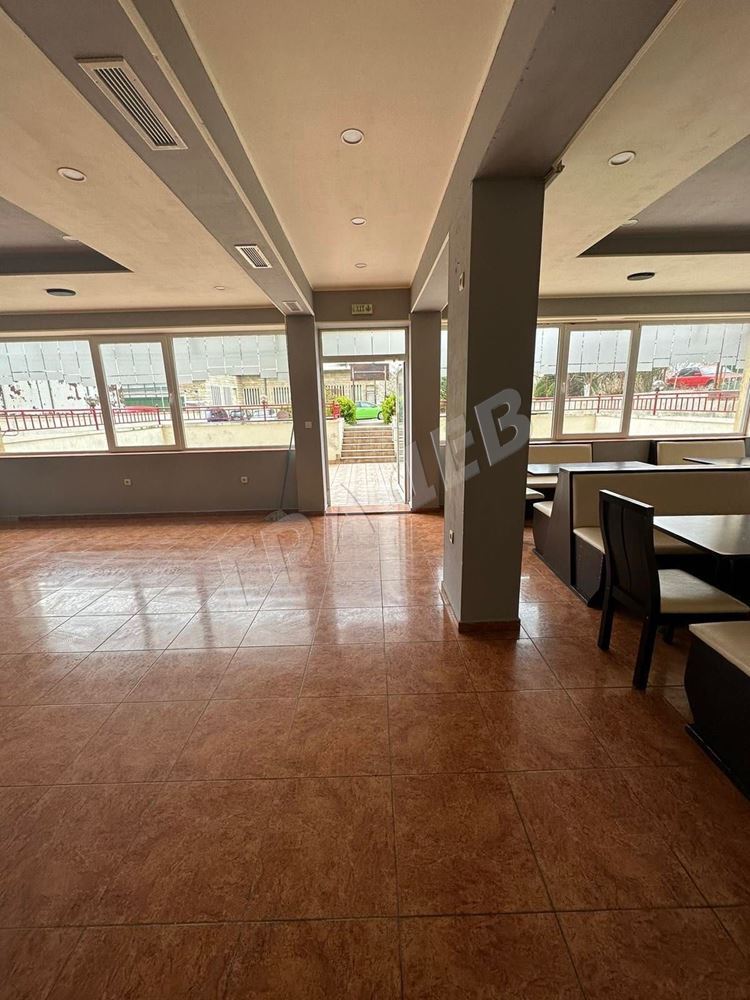 Оборудвано заведение под наем в ж.к. Бриз - Агенция за недвижими имоти Варна - Екипът