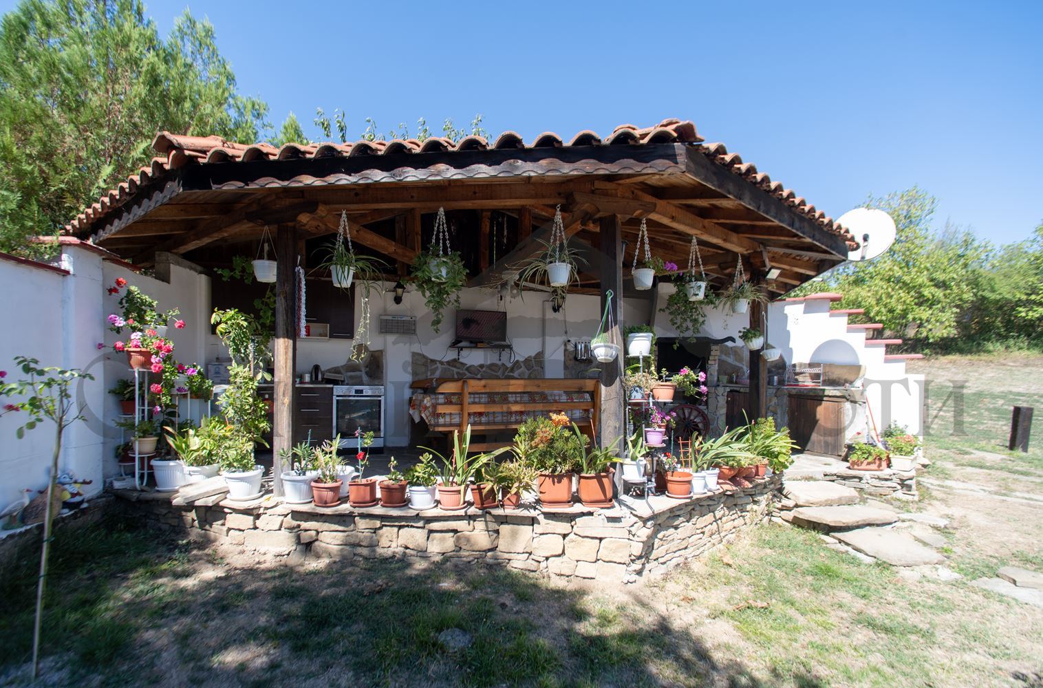 Регистрирана къща за гости в Дряново - Агенция за недвижими имоти Варна - Екипът, имот 2