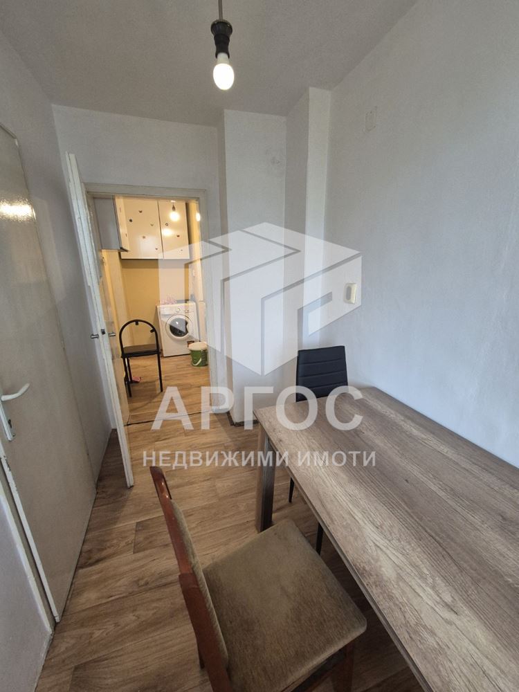 Дава под наем Двустаен апартамент район – Левски - Агенция за недвижими имоти Варна - Екипът, имот 4