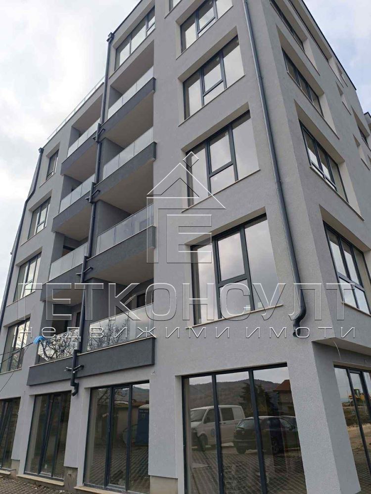 гр.Варна, Аспарухово, двустаен апартамент с възможност за паркомясто - Агенция за недвижими имоти Варна - Екипът