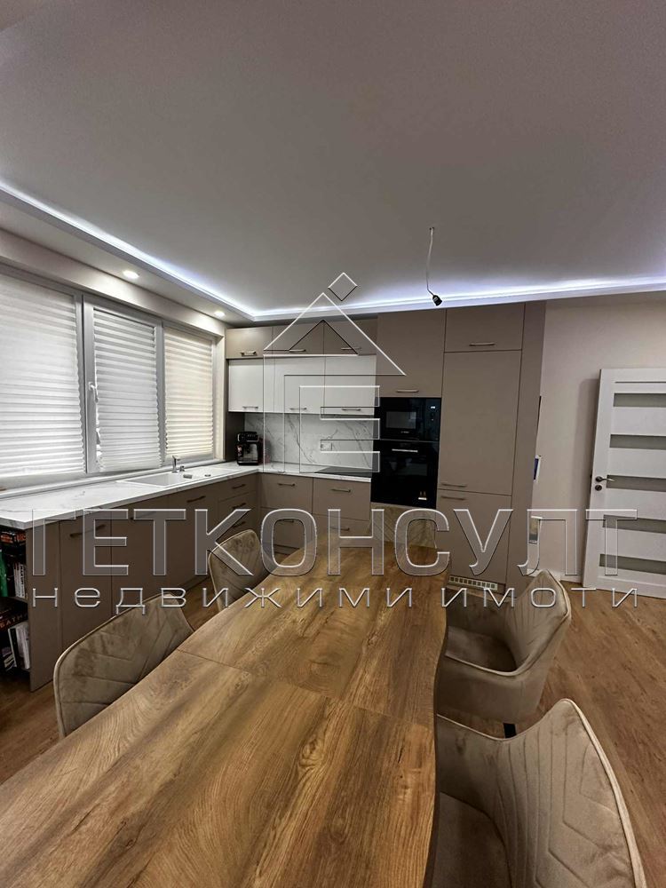 гр.Варна, Цветен квартал, обзаведен тристаен апартамент - Агенция за недвижими имоти Варна - Екипът, имот 2