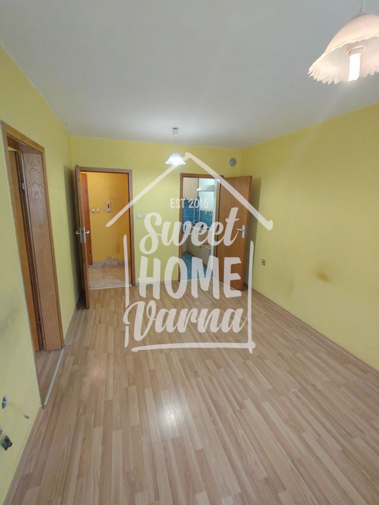 Двустаен апартамент Майчин дом - Агенция за недвижими имоти Варна - Екипът