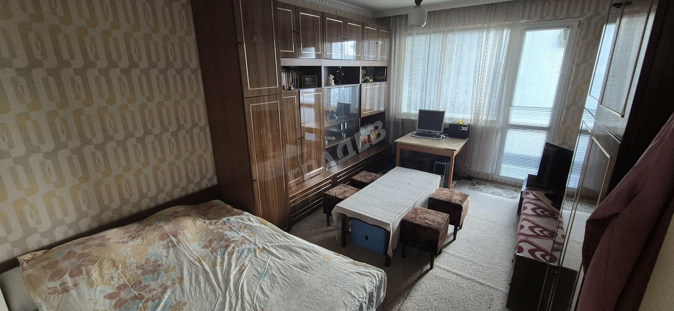 Двустаен апартамент в района на Автогара - Агенция за недвижими имоти Варна - Екипът, имот 1