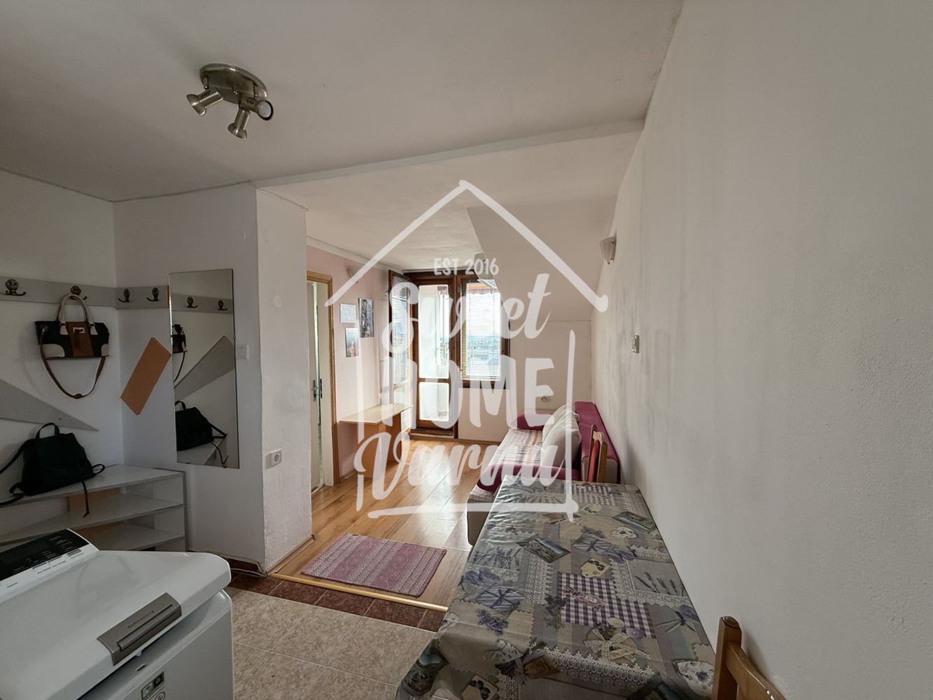 Кокетен апартамент до Спортна зала - Агенция за недвижими имоти Варна - Екипът, имот 4