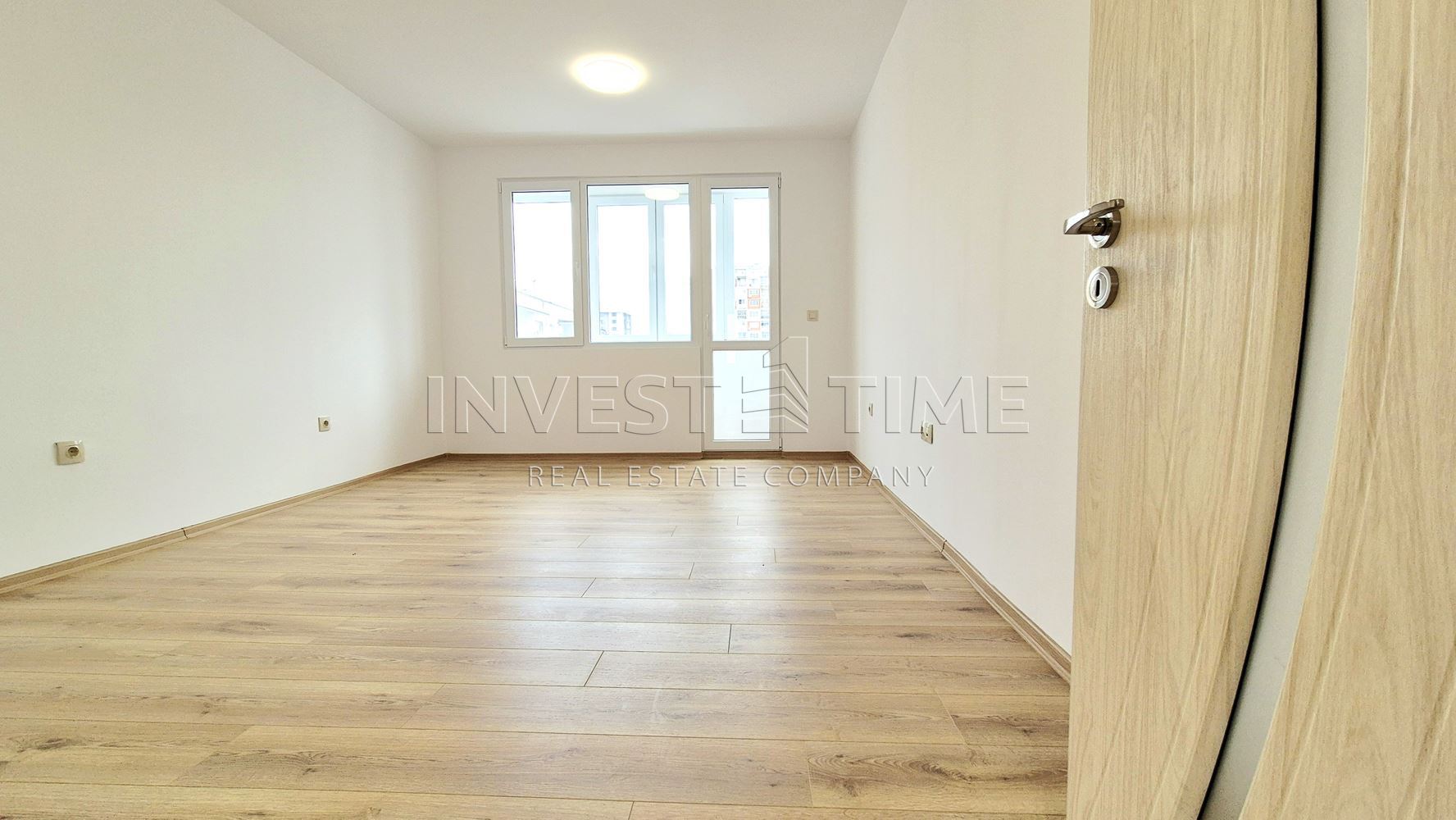 Тристаен апартамент след основен ремонт в кв. Младост, „ДО КЛЮЧ“ - Агенция за недвижими имоти Варна - Екипът