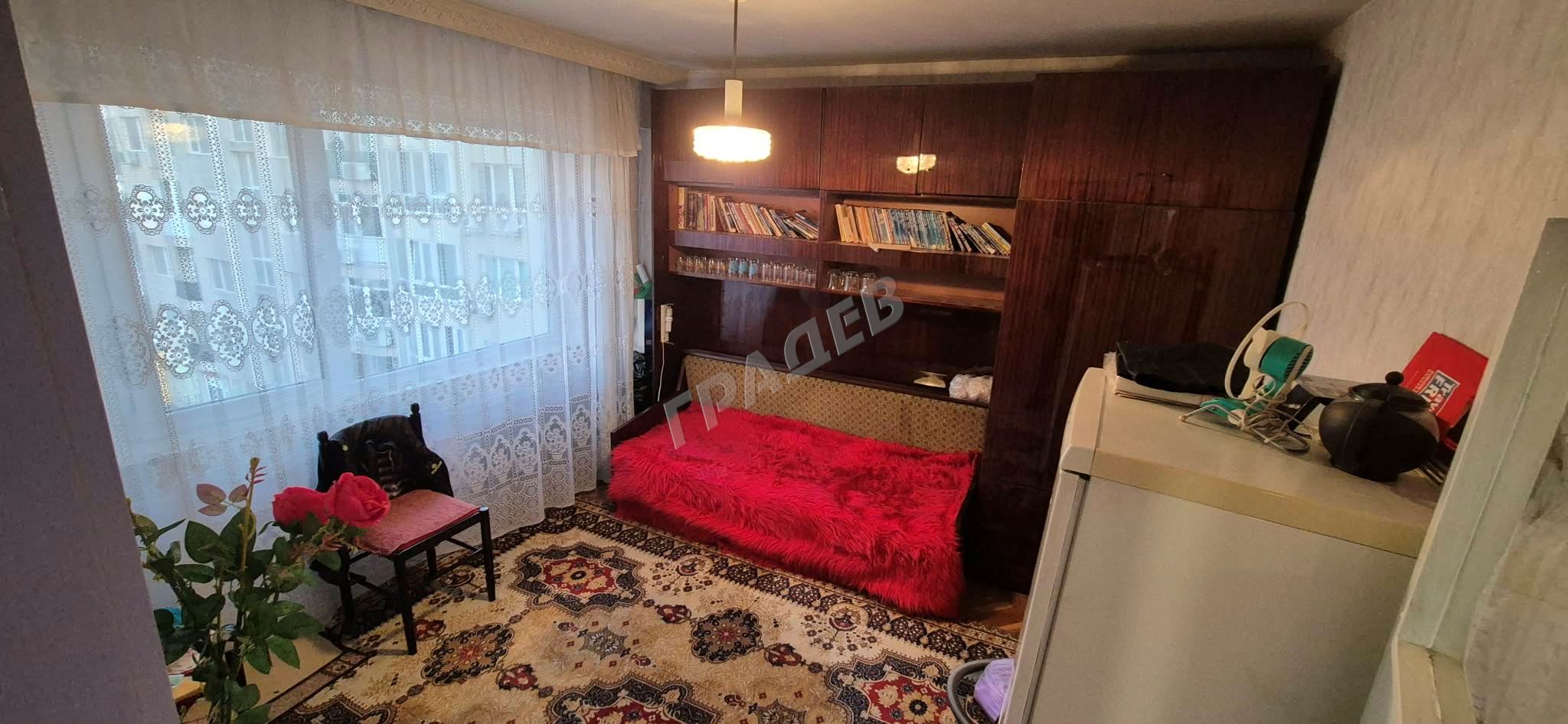 Двустаен панелен апартамент в кв. Левски - Агенция за недвижими имоти Варна - Екипът, имот 3