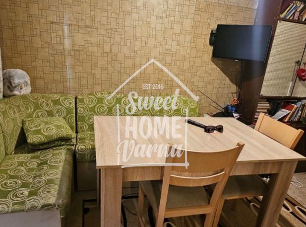 Тристаен апартамент кв.Владиславово - Агенция за недвижими имоти Варна - Екипът, имот 1