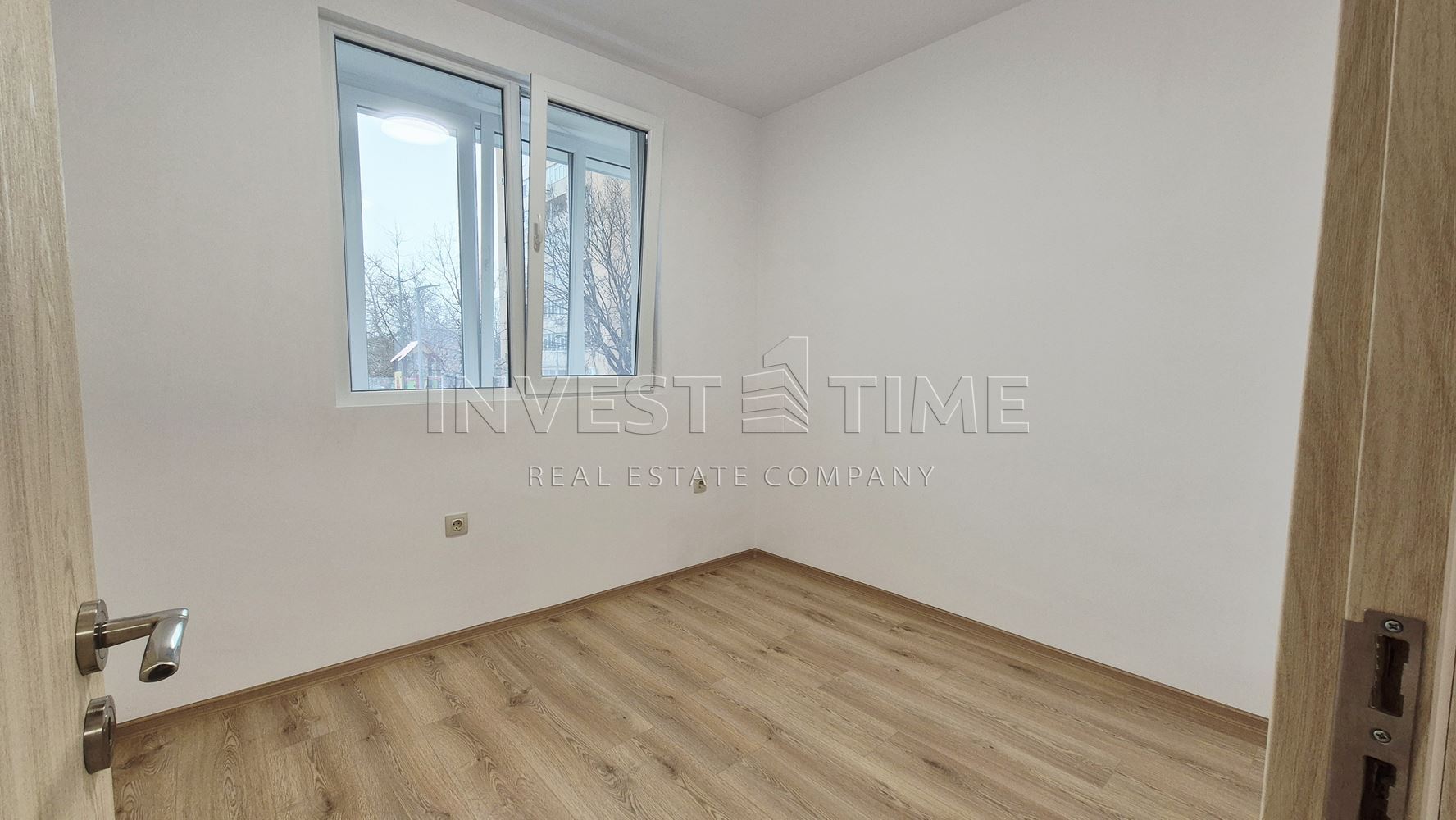 Тристаен апартамент след основен ремонт, „ДО КЛЮЧ“ - Агенция за недвижими имоти Варна - Екипът, имот 4