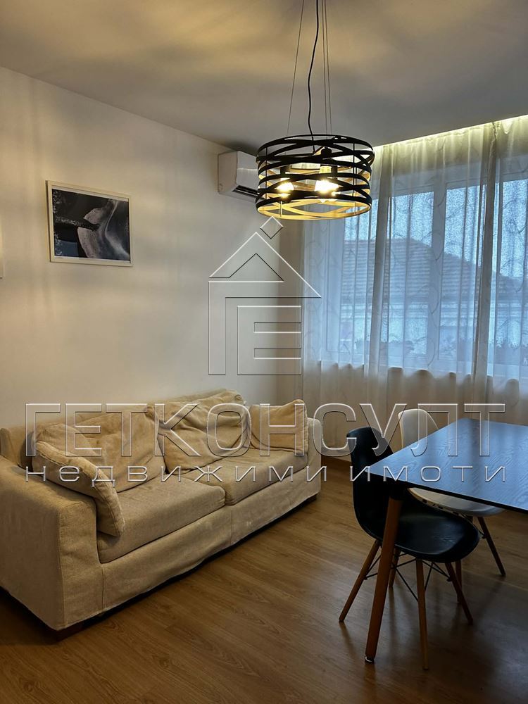 гр.Варна, Нептун, Хуманитарна гимназия, обзаведен трисатен апартамент – наем - Агенция за недвижими имоти Варна - Екипът, имот 2