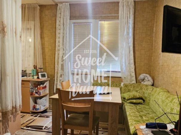 Тристаен апартамент кв.Владиславово - Агенция за недвижими имоти Варна - Екипът