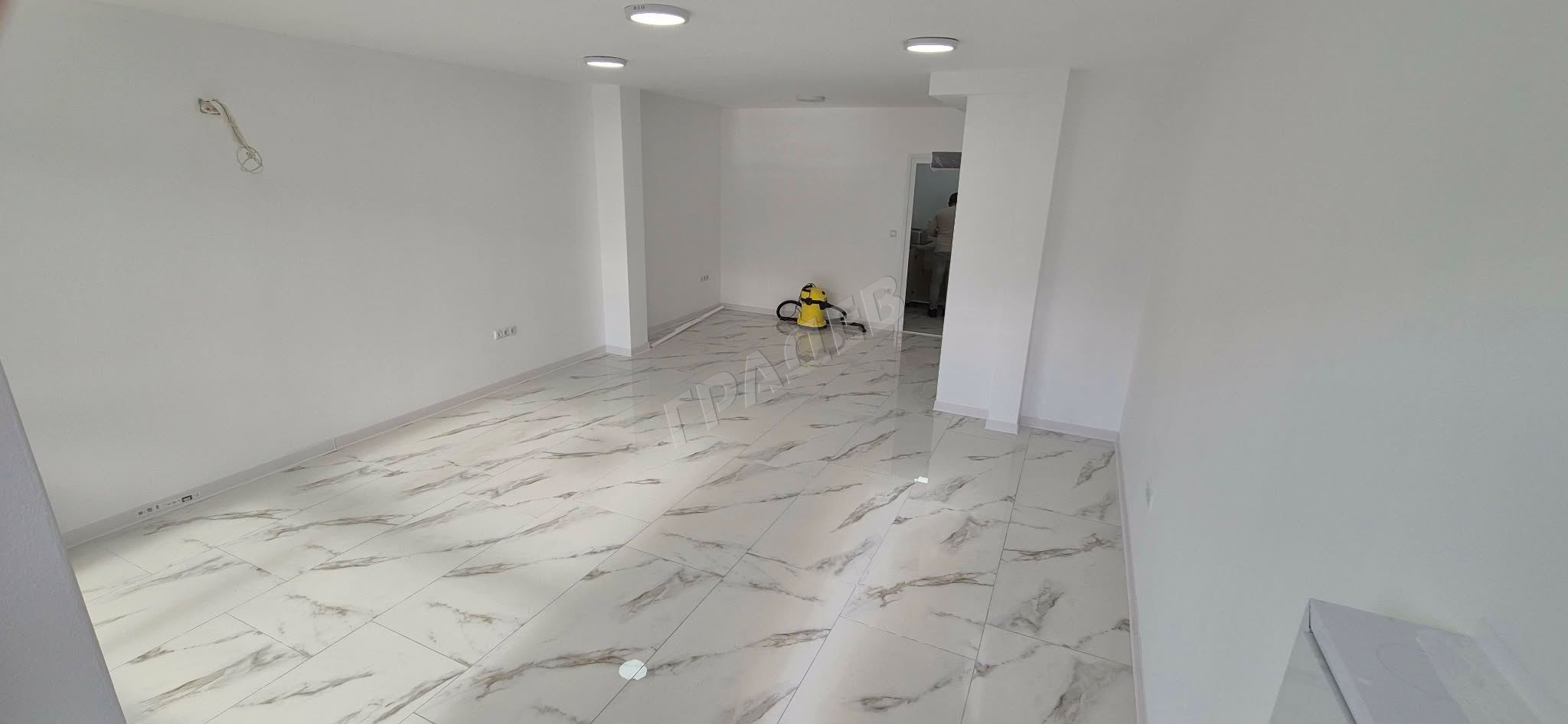 Търговско помещение в централната част на града - Агенция за недвижими имоти Варна - Екипът