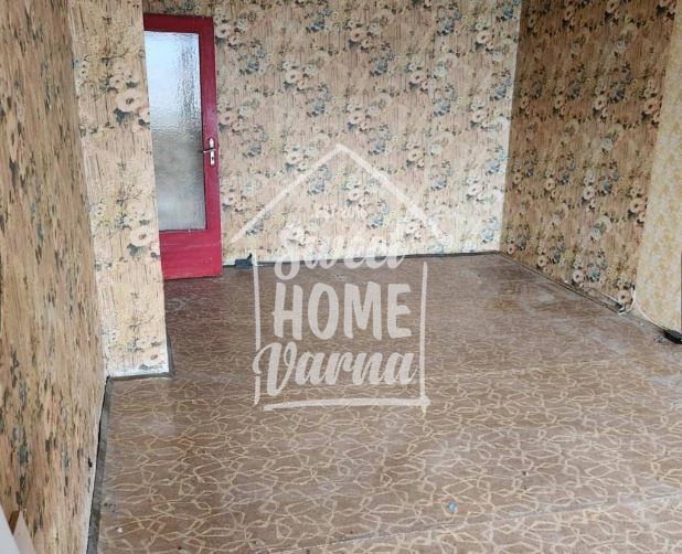 Двустаен апартамент кв.Владиславово - Агенция за недвижими имоти Варна - Екипът